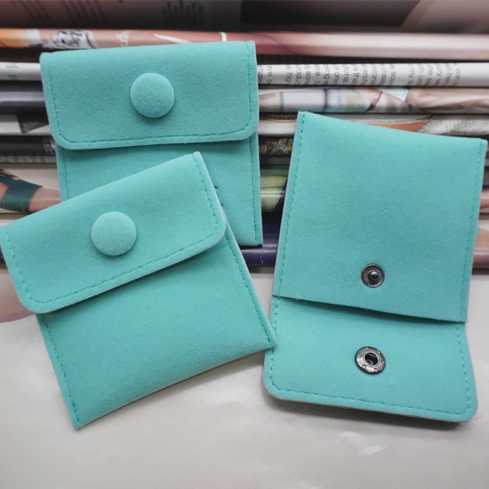 Custom tiffany envelope style velvet jewelry pouches with button